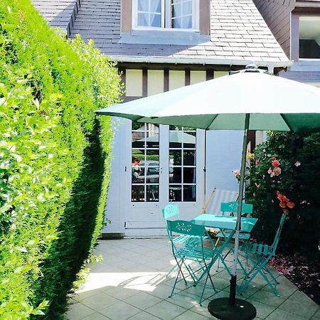 Le Cottage Вилле-сюр-Мер Экстерьер фото
